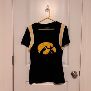 5th & Ocean Black Yellow Iowa Hawkeyes Shirt
